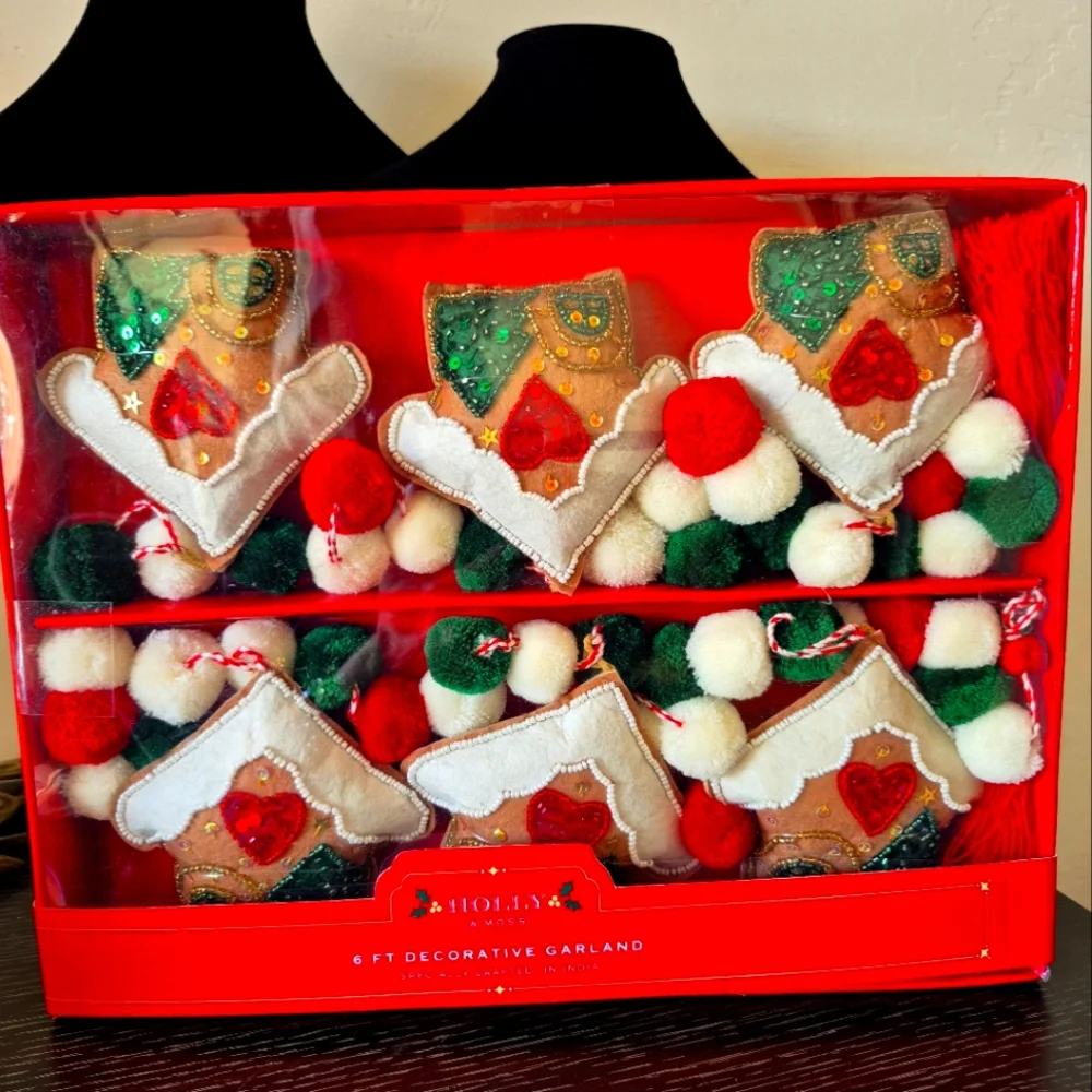 GINGERBREAD houses christmas garland NEW